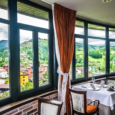 Mirador De La Cepada Onís